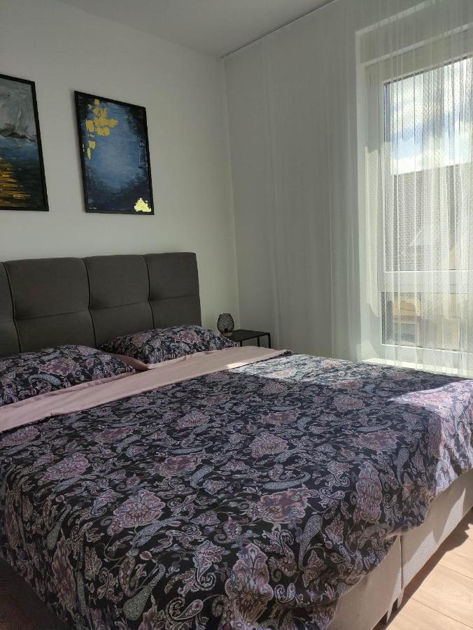 Apartman Waldy Osijek Bagian luar foto